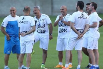 استقلال - علی چینی