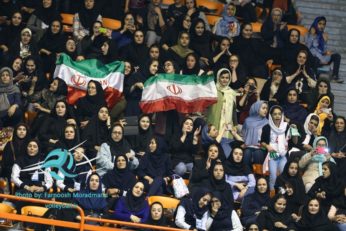 بانوان تماشاگر