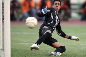 میلاد فراهانی دروازه بان تیم نفت تهران