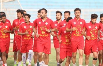 تیم نفت تهران - تیم فوتبال نفت