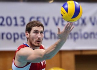 ماکسیم میخایلوف