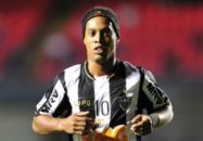 رونالدینیو