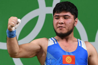 وزنه بردار قرقیزستانی