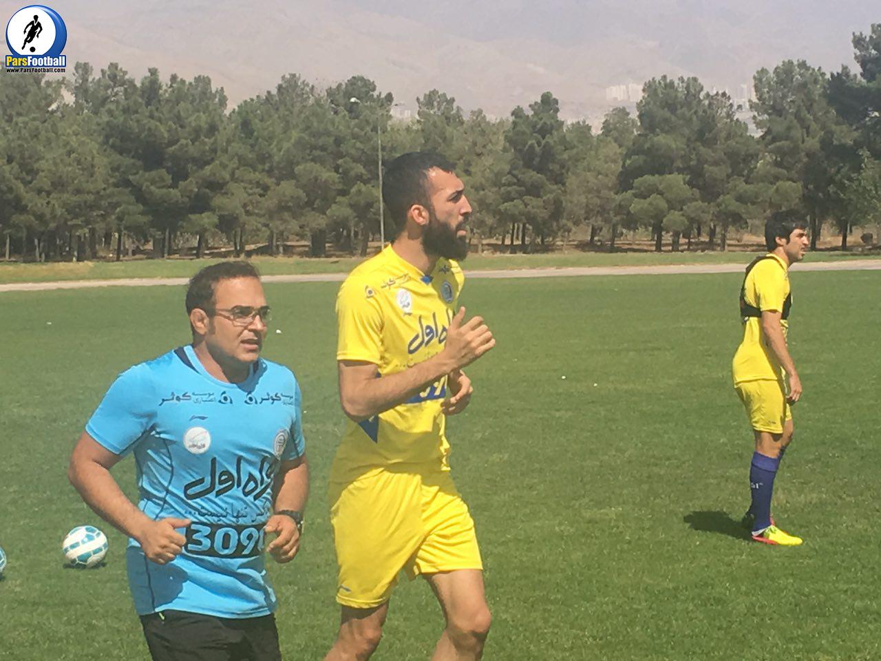 روزبه چشمی - هافبک استقلال