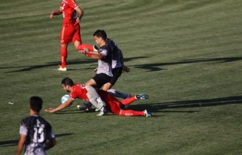 فرشاد احمدزاده