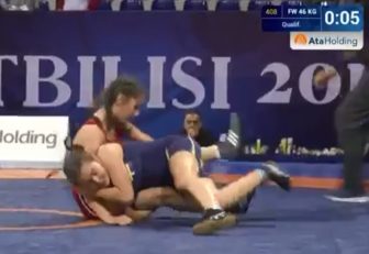 مسابقات كشتى آزاد