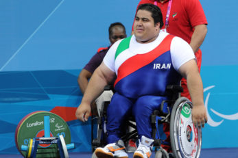 ملی پوشان وزنه برداری