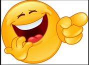 بانوی فوتبالی توپ فوتبال