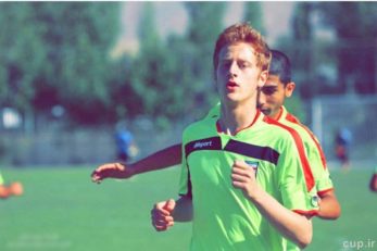 طاها شریعتی - استقلال