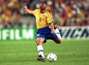 روبرتو کارلوس