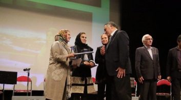 سولماز اصغری