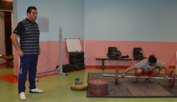 در مورد مسابقات قهرمانی آسیا