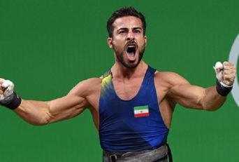 کیانوش رستمی - علی پاکیزه‌ جمع