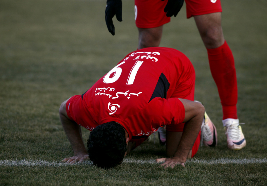 روزنامه ابرار ورزشی - وحید امیری