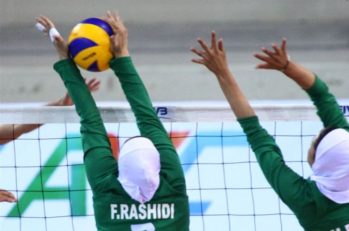 بانوی والیبالیست