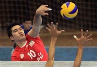 میکاییل تاجر