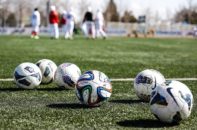 کلودیو پینا فوتبال بانوان