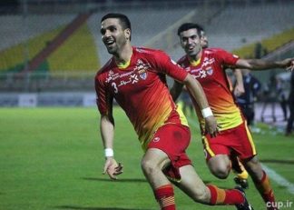 ساسان انصاری مهاجم تیم فولاد