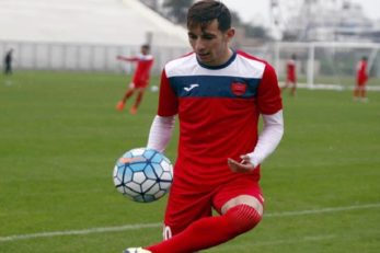 فرشاد احمدزاده