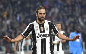 ایگواین بازیکن یوونتوس