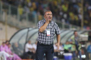 نادر دست‌نشان