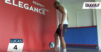 چالش توپ و دیوار لوکاس مورا بازیکن پاری سن ژرمن