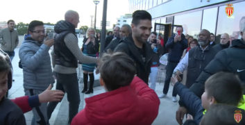 دیدار فالکائو ستاره موناکو با طرفداران