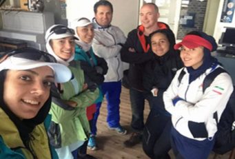 افشین فرزام