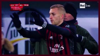 عملکرد دولفئو بازیکن آث میلان در دیدار برابر یوونتوس