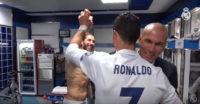 تبریک به رونالدو در رختکن رئال مادرید برای هتریک برابر بایرن مونیخ