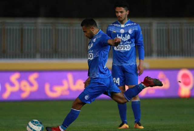 امید ابراهیمی - تیم فوتبال استقلال