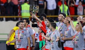 روزنامه پیروزی