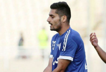 فرشاد سالاروند مدافع تیم فوتبال استقلال خوزستان