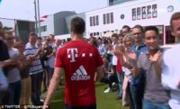 گارد افتخار بازیکنان بایرن مونیخ برای لام