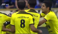 گل اول سپاهان به استقلال توسط مهرداد محمدی