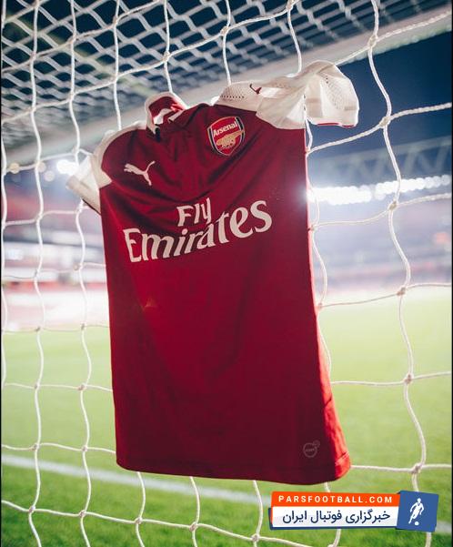 پیراهن اول آرسنال