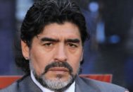 مارادونا : آلوز یک احمق است