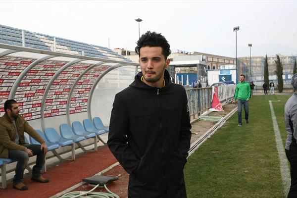 امیدواری استقلال به تمدید قرارداد نور افکن