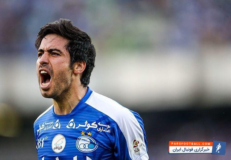 خسرو حیدری ستاره استقلال در مسافرت