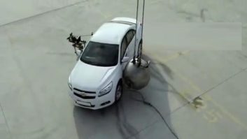 تست ضربه ی یکی از مدل های شرکت شورلت