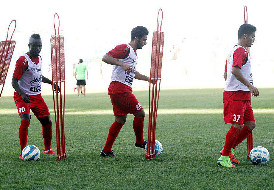 تمرین پرسپولیس پشت درهای بسته