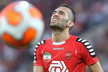 صادقیان نفت تهران را ترک کرد