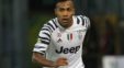 یوونتوس قرارداد ساندرو را تمدید می کند