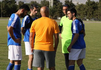 منصوریان و مشکل جدید در استقلال