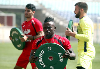 روزنامه ایران ورزشی