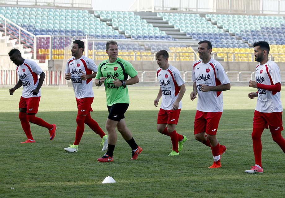 روزنامه پیروزی