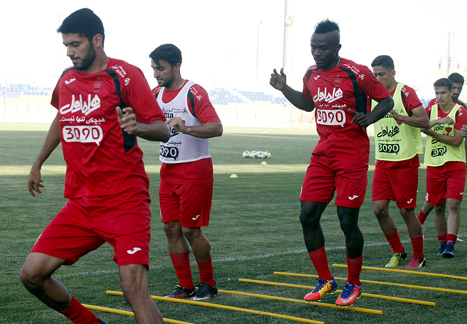 منشا در تمرین پرسپولیس