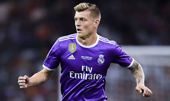 بارسلونا به دنبال جذب دیبالا