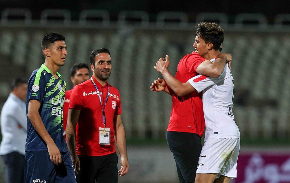 محمدرضا آزادی مهاجم 17 ساله تراکتورسازی