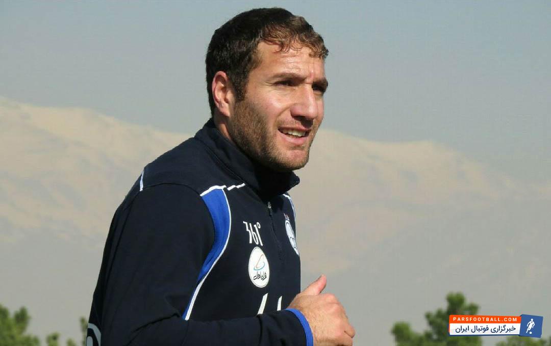 استقلال باید مطالبات مگویان را پرداخت کند